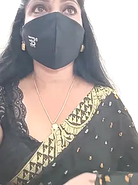 Snapshot of shivani27 chatting on December 21, 12:29 pm shivani27 online show from December 21, 12:29 pm