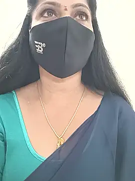 Snapshot of shivani27 chatting on January 7, 3:17 pm shivani27 online show from January 7, 3:17 pm