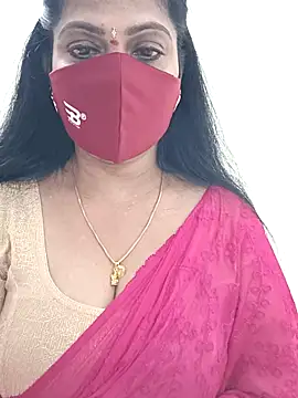 Snapshot of shivani27 chatting on February 13, 4:18 pm shivani27 online show from February 13, 4:18 pm