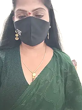 Snapshot of shivani27 chatting on February 9, 3:32 pm shivani27 online show from February 9, 3:32 pm