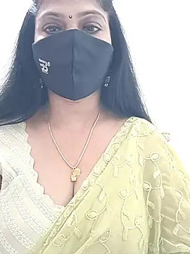 Snapshot of shivani27 chatting on February 22, 9:22 am shivani27 online show from February 22, 9:22 am