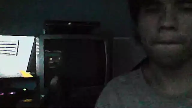 Snapshot of Full_mylk chatting on December 16, 7:56 am Full mylk online show from December 16, 7:56 am