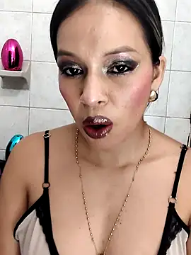 AntonelaMorriz online show from April 2, 7:59 am