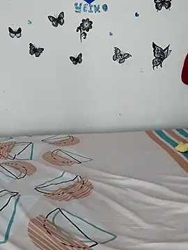 Snapshot of AntonelaMorriz chatting on December 5, 8:35 am AntonelaMorriz online show from December 5, 8:35 am