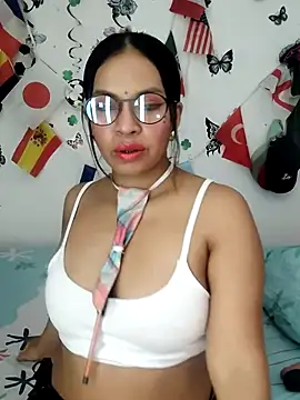 AntonelaMorriz online show from July 3, 10:00 am