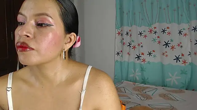 Snapshot of AntonelaMorriz chatting on September 29, 7:59 am AntonelaMorriz online show from September 29, 7:59 am