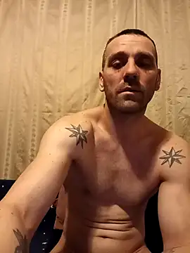 Snapshot of YzabellFabioo chatting on February 20, 10:33 pm YzabellFabioo online show from February 20, 10:33 pm