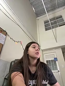 Snapshot of Stepha_babe chatting on December 18, 9:29 pm Stepha babe online show from December 18, 9:29 pm