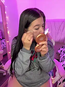 Snapshot of Stepha_babe chatting on December 21, 9:22 am Stepha babe online show from December 21, 9:22 am