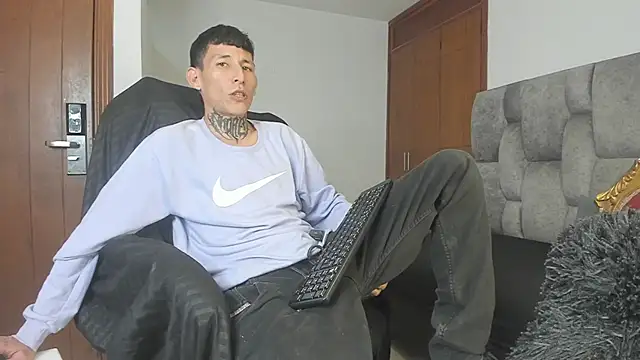 Davide 444 online show from September 25, 3:01 am