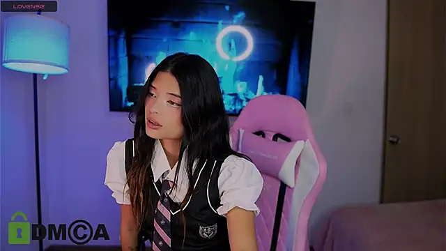 Snapshot of jenniekim777 chatting on April 9, 2:24 am jenniekim777 online show from April 9, 2:24 am