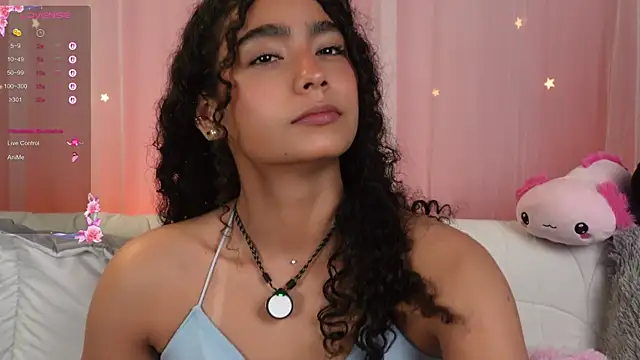 Snapshot of Victoria_Curly chatting on October 20, 3:30 am Victoria Curly online show from October 20, 3:30 am