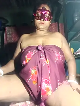 Nude-Priya2 online show from November 21, 10:25 am