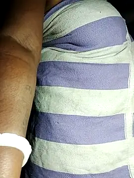 Nude-Priya2 online show from October 28, 6:40 pm