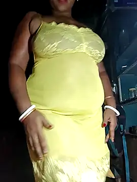 Snapshot of Nude-Priya2 chatting on October 13, 10:50 am Nude-Priya2 online show from October 13, 10:50 am