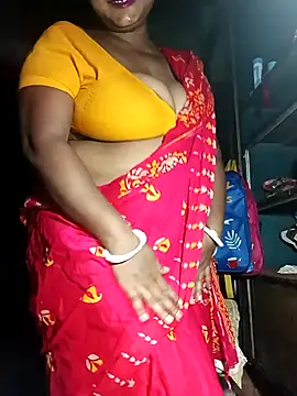 Snapshot of Nude-Priya2 chatting on July 13, 10:03 am Nude-Priya2 online show from July 13, 10:03 am