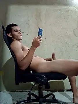 Snapshot of PARAJHONAAN chatting on November 25, 3:51 am PARAJHONAAN online show from November 25, 3:51 am