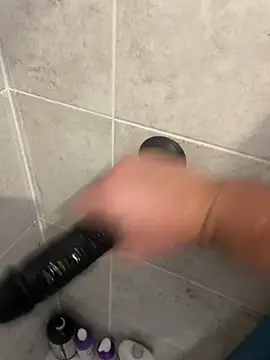 BobKat online show from October 22, 2:27 pm