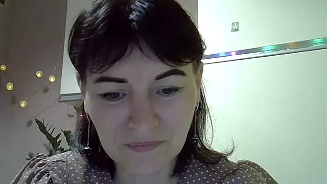 Snapshot of Krystal_82 chatting on October 12, 8:54 pm Krystal 82 online show from October 12, 8:54 pm