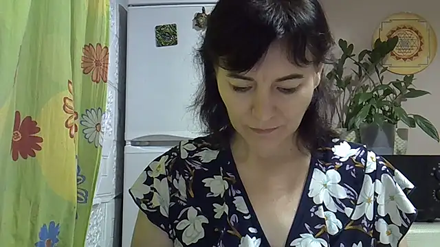 Krystal 82 online show from November 26, 5:24 pm