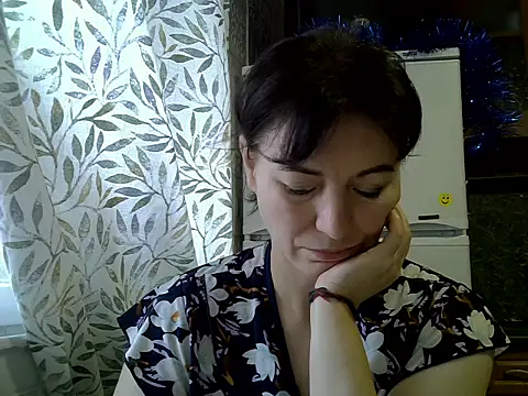 Krystal 82 online show from January 10, 9:15 am