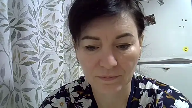 Krystal 82 online show from December 20, 3:53 am