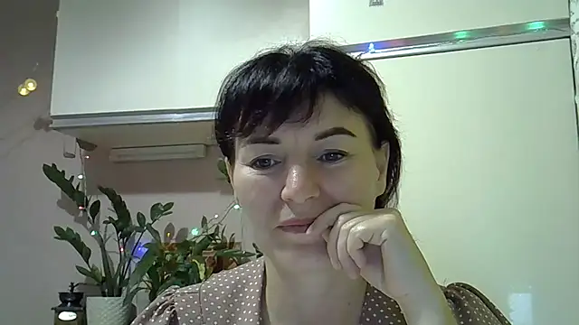 Snapshot of Krystal_82 chatting on September 11, 1:38 am Krystal 82 online show from September 11, 1:38 am