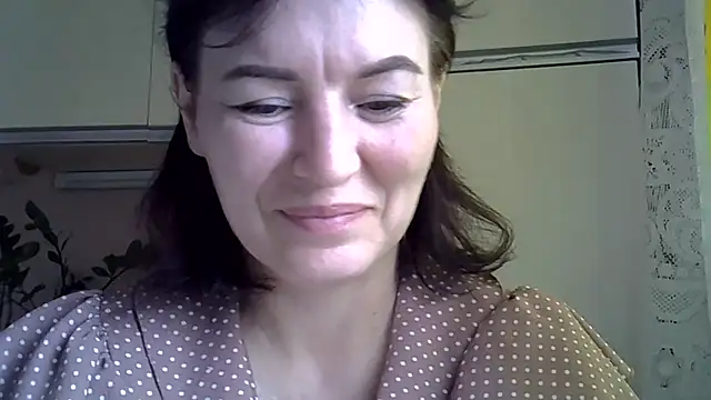 Snapshot of Krystal_82 chatting on October 12, 8:48 am Krystal 82 online show from October 12, 8:48 am