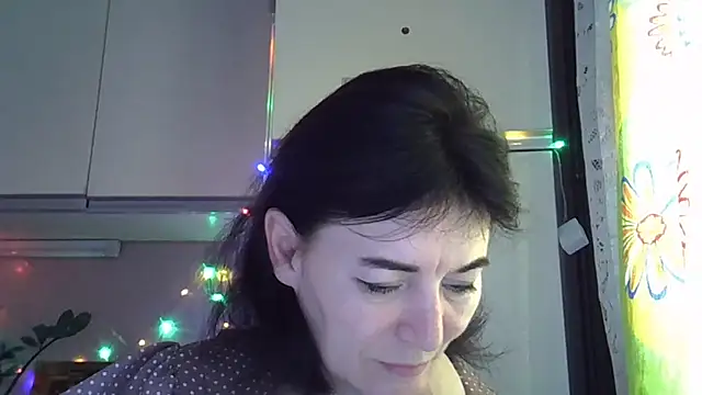 Snapshot of Krystal_82 chatting on October 14, 8:26 am Krystal 82 online show from October 14, 8:26 am