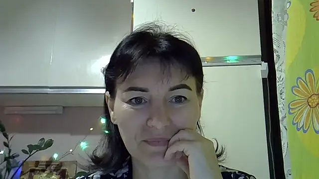 Snapshot of Krystal_82 chatting on September 28, 4:58 pm Krystal 82 online show from September 28, 4:58 pm