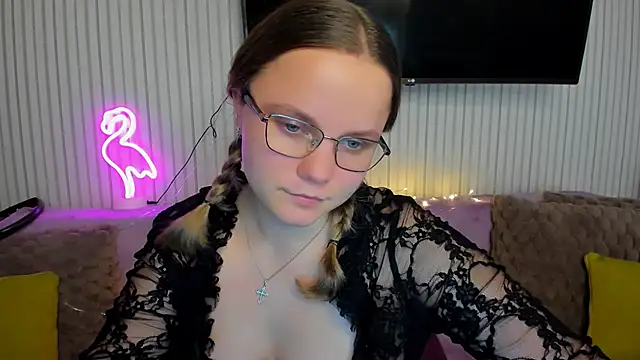 milalapka online show from November 17, 7:45 am