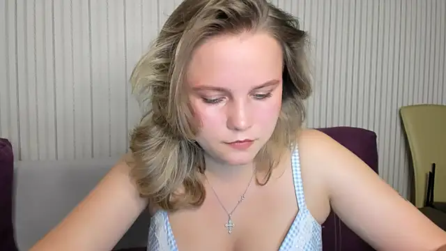 Snapshot of milalapka chatting on September 22, 7:53 pm milalapka online show from September 22, 7:53 pm