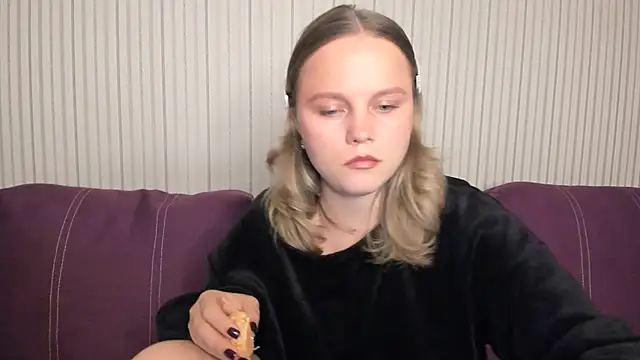 Snapshot of milalapka chatting on September 30, 6:47 pm milalapka online show from September 30, 6:47 pm