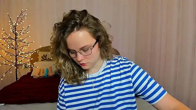 milalapka online show from November 27, 1:11 pm