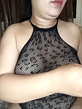 Snapshot of Fatina-arabic chatting on June 15, 7:57 pm Fatina-arabic online show from June 15, 7:57 pm