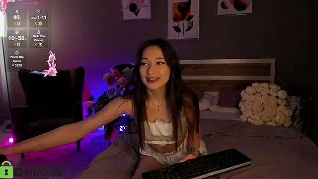 Lillie Miller online show from April 15, 11:16 am