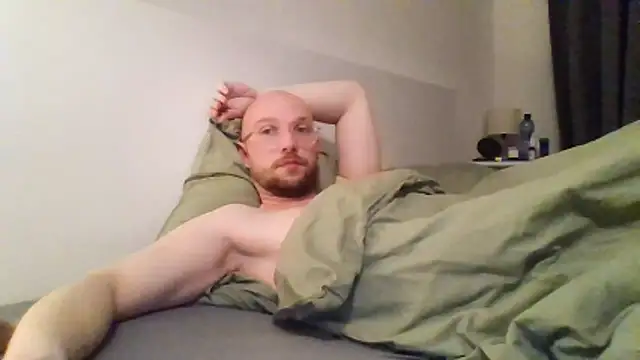 Mrlarox online show from March 13, 5:29 pm