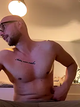 Mrlarox online show from October 8, 5:57 pm