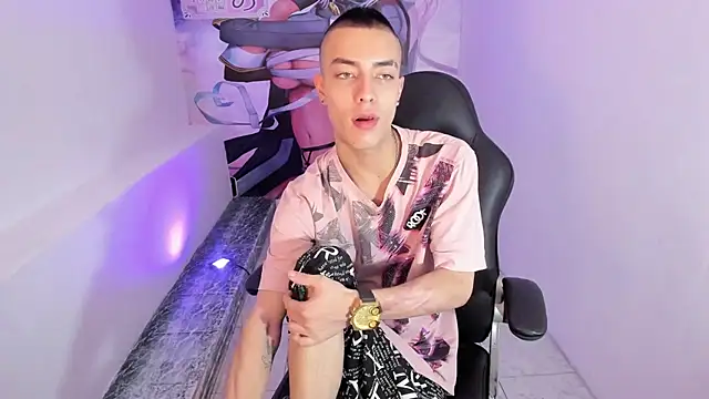 Dereck Boy8 online show from November 11, 8:14 pm