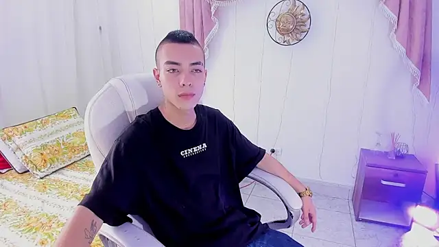Dereck Boy8 online show from October 2, 9:18 pm