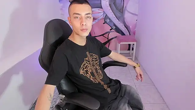 Dereck Boy8 online show from November 6, 7:51 pm