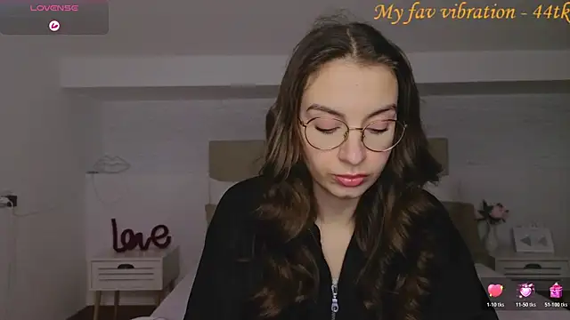 Real cutie1 online show from November 14, 9:29 pm