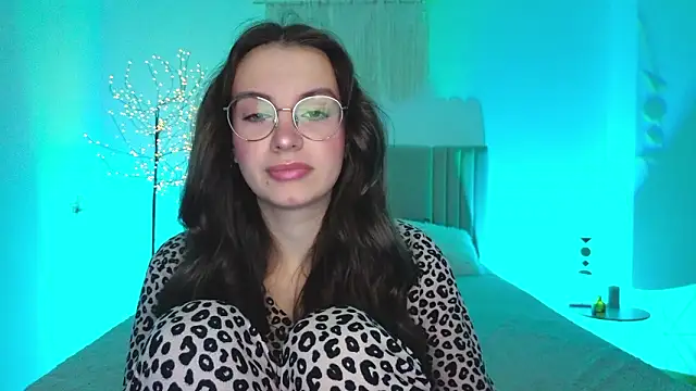 Real cutie1 online show from March 11, 2:22 pm