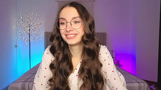 Real cutie1 online show from March 3, 1:51 pm