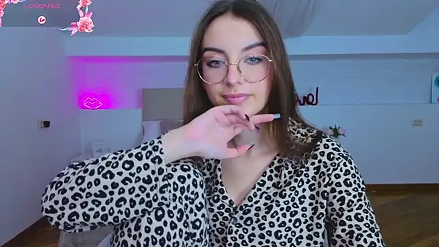 Real cutie1 online show from September 30, 8:59 pm