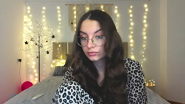 Real cutie1 online show from January 16, 1:59 pm