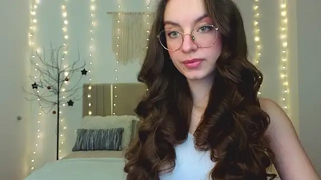 Real cutie1 online show from February 5, 1:40 pm