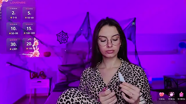 Real cutie1 online show from October 22, 9:35 pm