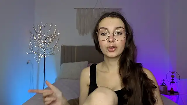 Real cutie1 online show from February 16, 2:05 pm