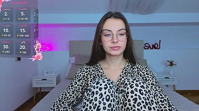 Real cutie1 online show from October 1, 8:46 pm